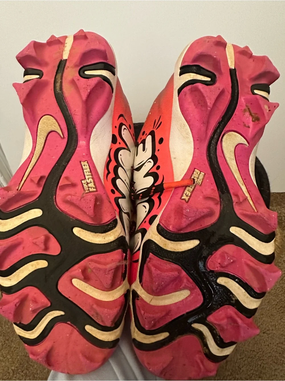 Nike Kids Pink and Black Graphic Soccer Cleats